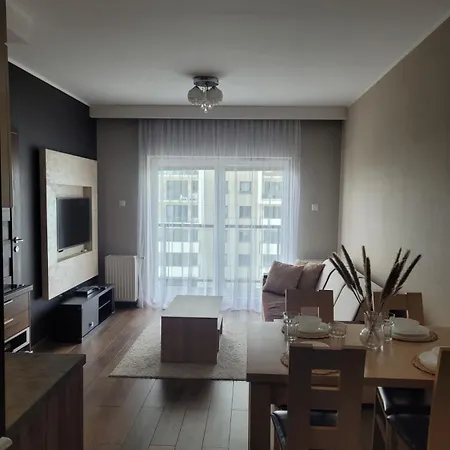 Apartment Z Miejscem Parkingowym
