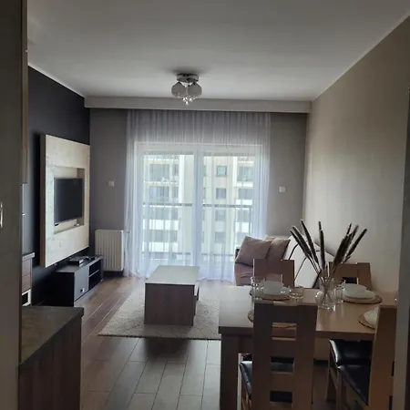 Apartment Z Miejscem Parkingowym
